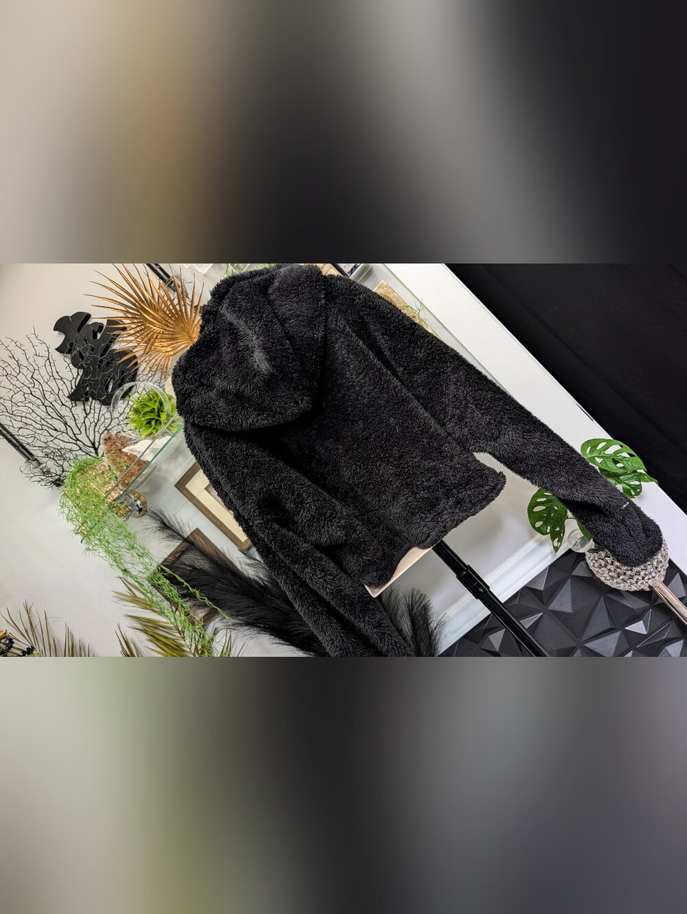 Rare "The Rolling Stones" Santa Hat Tongue Faux Fur Crop Top Hoodie LG-XL - Picture 5 of 9